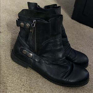 Nine West Leather Distressed Moto boots . Size 10 Black